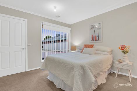 Property photo of 2/120 Bridgewater Road Craigieburn VIC 3064