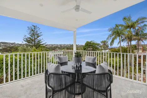 Property photo of 21 Curl Curl Parade Curl Curl NSW 2096