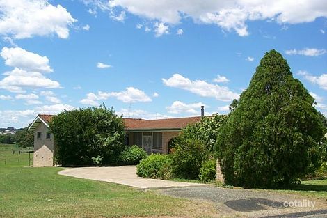 6 Smerdon Rd, Southside, QLD 4570