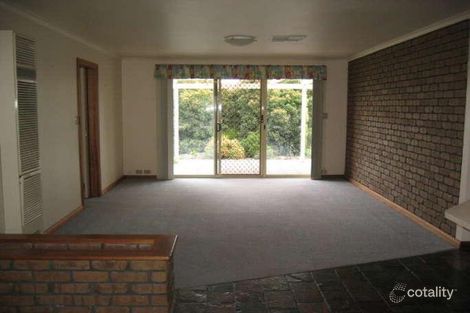 Property photo of 17 Shackleton Court Greenwith SA 5125