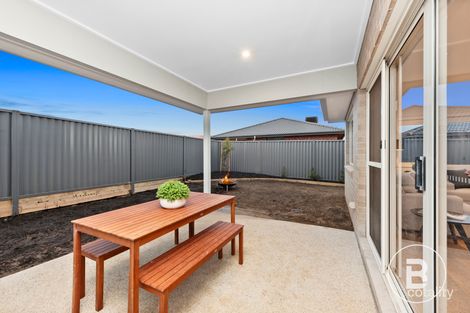 Property photo of 99 Willoby Drive Alfredton VIC 3350