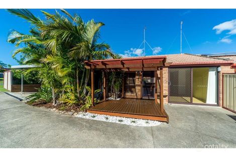 2/10 Gladys St, Labrador, QLD 4215