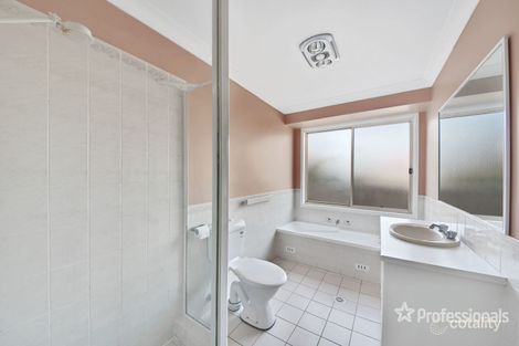 Property photo of 17 Parkholme Circuit Englorie Park NSW 2560