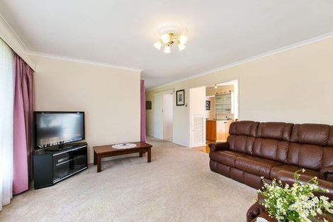Property photo of 33 Walker Road Mount Waverley VIC 3149