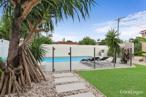 Property photo of 10 Bareena Place Warana QLD 4575