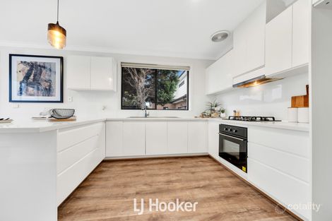 Property photo of 72 Somerville Road Hampton Park VIC 3976