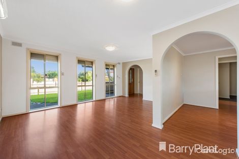Property photo of 70 Chester Crescent Deer Park VIC 3023