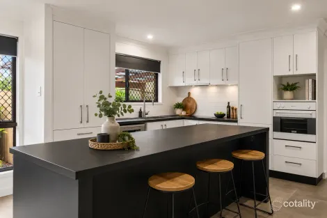 Property photo of 4 Montanus Drive Bellbowrie QLD 4070