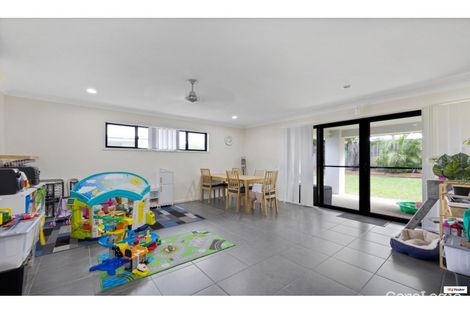 Property photo of 22A Newport Parade Blacks Beach QLD 4740