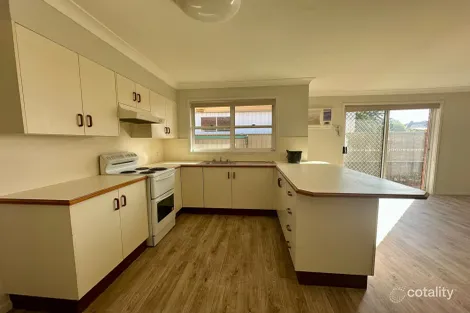 Property photo of 2/28 Sergeant Street Cessnock NSW 2325