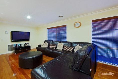 Property photo of 40 Mulberry Pass Craigieburn VIC 3064