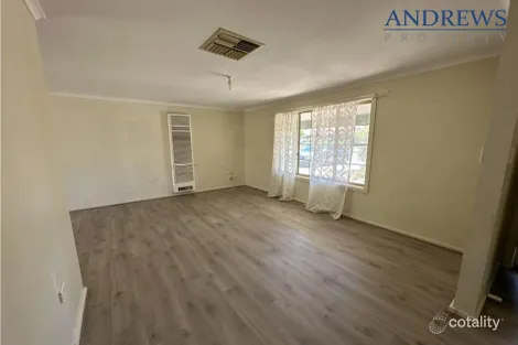 Property photo of 2 Pogona Court Roxby Downs SA 5725