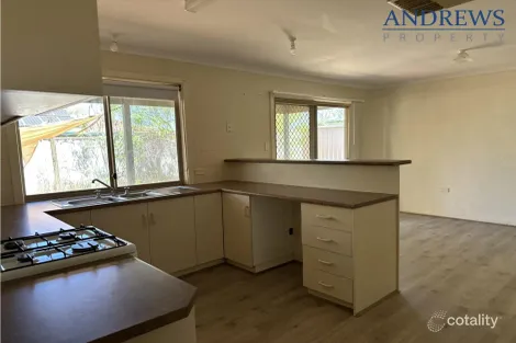 Property photo of 2 Pogona Court Roxby Downs SA 5725