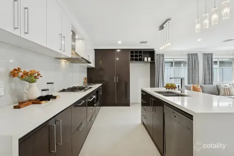 Property photo of 40 Rochelle Street Moncrieff ACT 2914