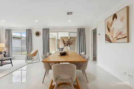 Property photo of 40 Rochelle Street Moncrieff ACT 2914