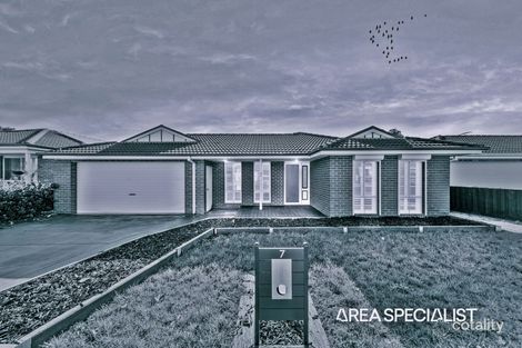 Property photo of 7 Bailey Boulevard Koo Wee Rup VIC 3981