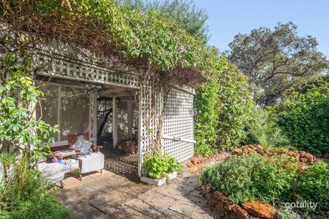 Property photo of 4 Winjana Road Lesmurdie WA 6076