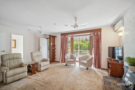 Property photo of 4 Winjana Road Lesmurdie WA 6076