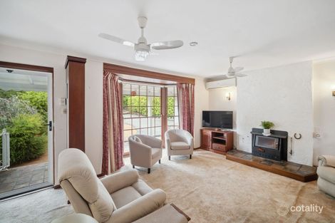 Property photo of 4 Winjana Road Lesmurdie WA 6076