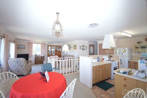 Property photo of 2 Shearwater Crescent Harrington NSW 2427