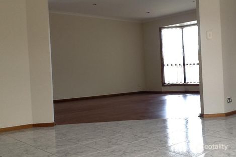 Property photo of 1/22 Pentland Drive Narre Warren VIC 3805