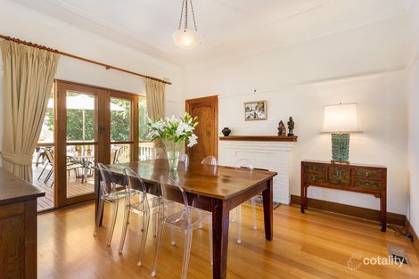 Property photo of 12 Rostrevor Parade Mont Albert VIC 3127