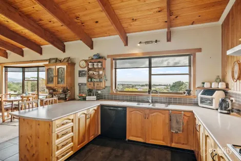 Property photo of 1 Waverley Road Ulverstone TAS 7315