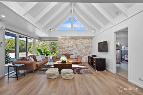 Property photo of 392B Sandy Road St Andrews Beach VIC 3941