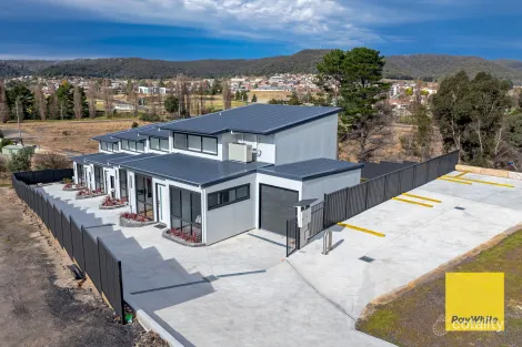 Property photo of 2 Hepburn Street McKellars Park NSW 2790
