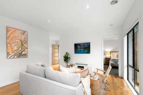 Property photo of 2/32 Parer Street Frankston VIC 3199