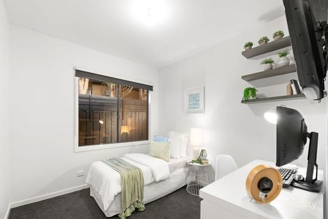 Property photo of 2/32 Parer Street Frankston VIC 3199