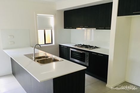 Property photo of 21 Saffron Street Greenvale VIC 3059