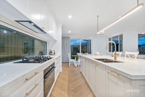 Property photo of 4 Society Vista Donnybrook VIC 3064