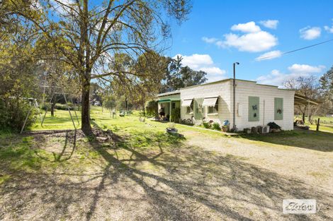 Property photo of 154 Chiltern-Howlong Road Chiltern VIC 3683