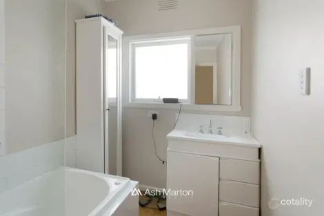 Property photo of 15 Inglis Avenue Frankston VIC 3199