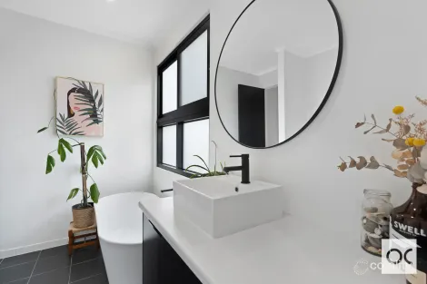 Property photo of 41 Imperial Circuit Victor Harbor SA 5211