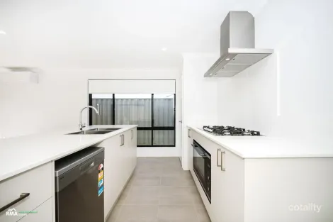 Property photo of 29 Pristine Loop Baldivis WA 6171