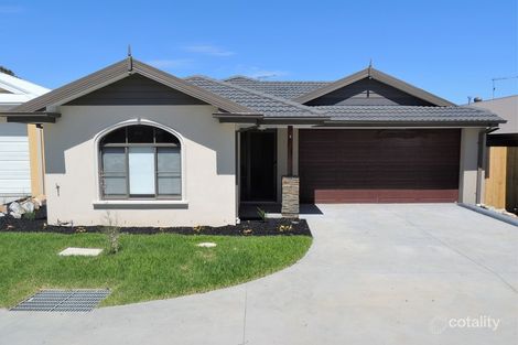 2/30a Princes Ave, Longwarry, VIC 3816