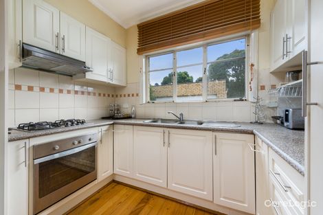 Property photo of 9 Waimarie Drive Mount Waverley VIC 3149