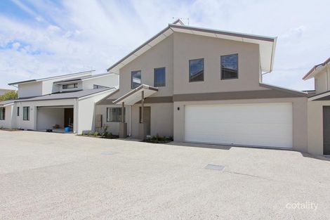 12 Laurence Rd, Innaloo, WA 6018