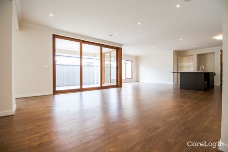 Property photo of 10 Kamala Road Clyde North VIC 3978