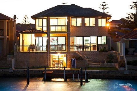 1 Voyager Cl, Wannanup, WA 6210