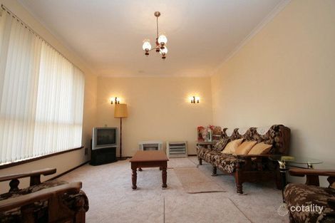 Property photo of 20 Camargue Green Secret Harbour WA 6173