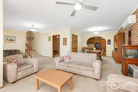Property photo of 11 Anderson Place Tumut NSW 2720