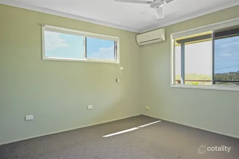 Property photo of 5 Katherine Court New Auckland QLD 4680