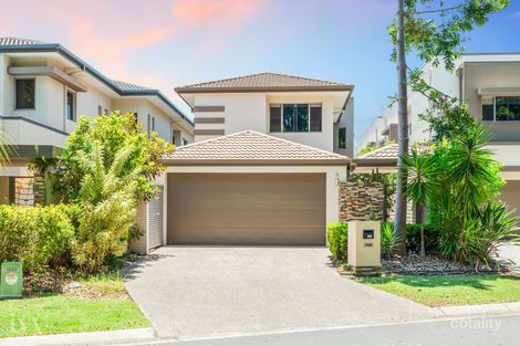 Property photo of 2243 Glengallon Way Hope Island QLD 4212