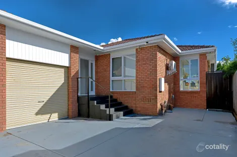 2/30 Hall St, Coburg, VIC 3058