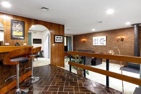 Property photo of 4 Julie Court Sale VIC 3850