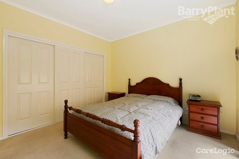 Property photo of 2/10 Royston Avenue Berwick VIC 3806