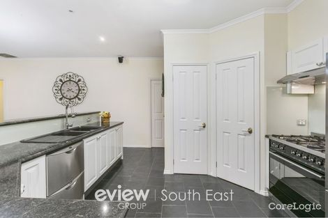 Property photo of 30 Loxley Boulevard Narre Warren South VIC 3805